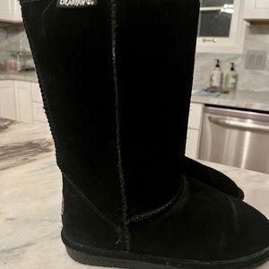 BEARPAW Black US size 5 Shearling Boots only worn 3x